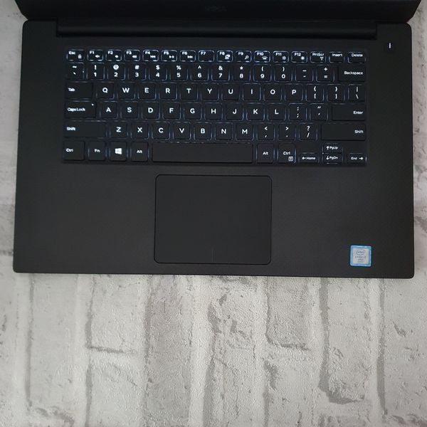 Ігровий ноутбук Dell Precision 5510 15.6" FHD / Intel Core i7-6820HQ / Nvidia Quadro M1000M / 16гб DDR4 / 512гб SSD #705 фото
