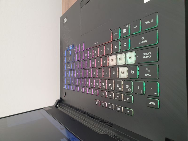 БВ Ігровий ноутбук ASUS ROG Strix G512LW 15.6" FHD 144гц / Nvidia Geforce RTX2070 8гб / Intel Core i7-10750H / 16гб DDR4 / 512гб SSD #3261.1 фото