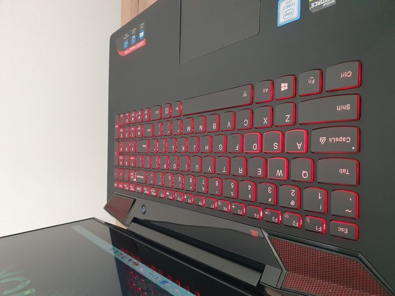 БУ Игровой ноутбук Lenovo IdeaPad Y700 Touch-15-ISK 15.6" FHD Touch / i7-6700HQ / GTX 960M / 16гб DDR4/ 128гб SSD + 500гб HDD #3084 фото