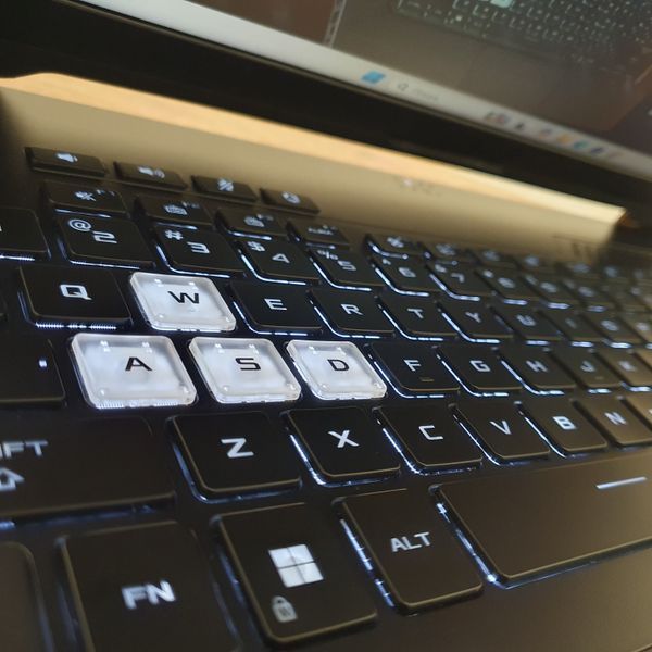 БУ Игровой ноутбук Asus Tuf Dash F15 FX517Z 15.6" FHD 144гц / Nvidia Geforce RTX3070 / Intel Core i7-12650H / 16гб DDR5 / 512гб SSD #3379 фото