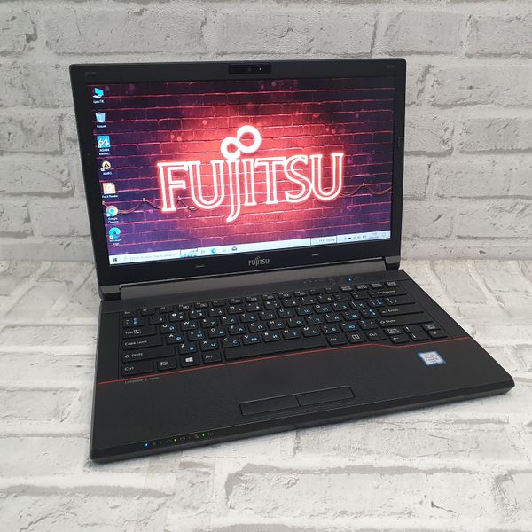 Ноутбук Fujitsu LifeBook E546 14" HD / Intel Core i5-6200U / Intel® HD Graphics 520 / 8гб ОЗУ / 128гб SSD LifeBook E546 фото