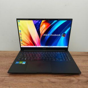 БВ Ноутбук ASUS Creator Laptop Q530VJ / 15.6" Full HD OLED / Intel Core i7-13620H / NVIDIA GeForce RTX 3050 6гб / 16гб DDR5 / 512гб SSD #3525 фото