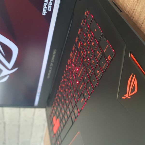 Игровой ноутбук Asus ROG Strix 17.3 / i7-6700HQ / GTX1060 6gb / 16гбDDR5 / 128 SSD + 1TB HDD Asus ROG i7-6 1060-6gb фото