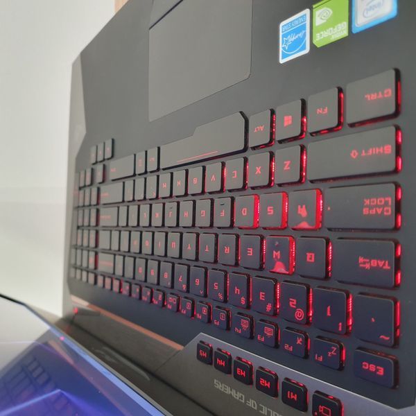 БУ Игровой ноутбук ASUS ROG G752Y 17.3" FHD / Nvidia Geforce GTX 980M 4gb / Intel Core i7-6700HQ / 16гб DDR4 / 128гб SSD + 500гб HDD #3341 фото