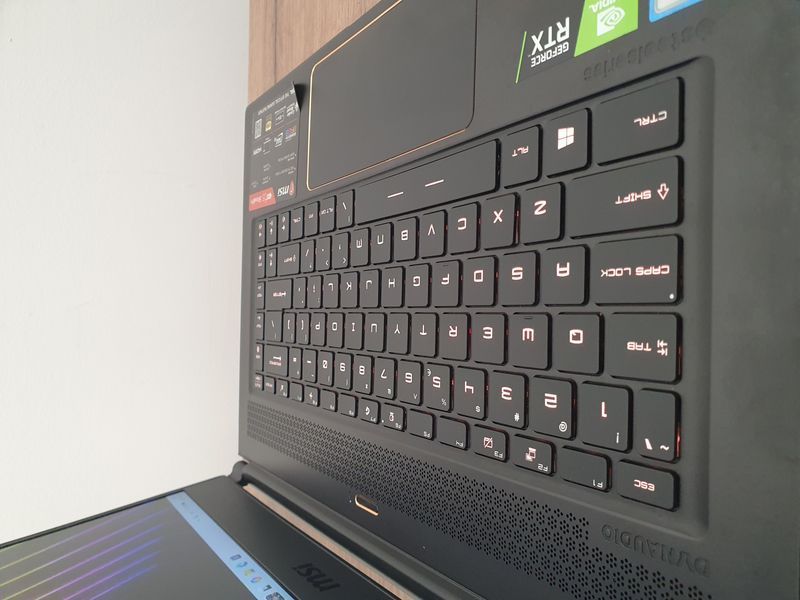 БВ Ігровий ноутбук MSI GS65 Stealth 8SE 15.6" 144гц / Nvidia RTX2060 6гб / Intel Core i7-8750H / 16гб DDR4 / 512гб SSD #3260 фото