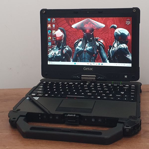 БВ Захищений ноутбук трансформер Getac V110G4 11.6" HD Touch / i7-7500U / 16гб ОЗУ / 256гб SSD / 2 батареї / 4G + WiFi #3230.1 фото
