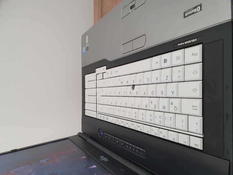 БВ Ігровий Ноутбук Fujitsu CELSIUS H920 17.3" FHD / Intel Core i7-3820QM / NVIDIA Quadro K3000M / 16гб ОЗУ / 150гб SSD + 500гб HDD #3171 фото