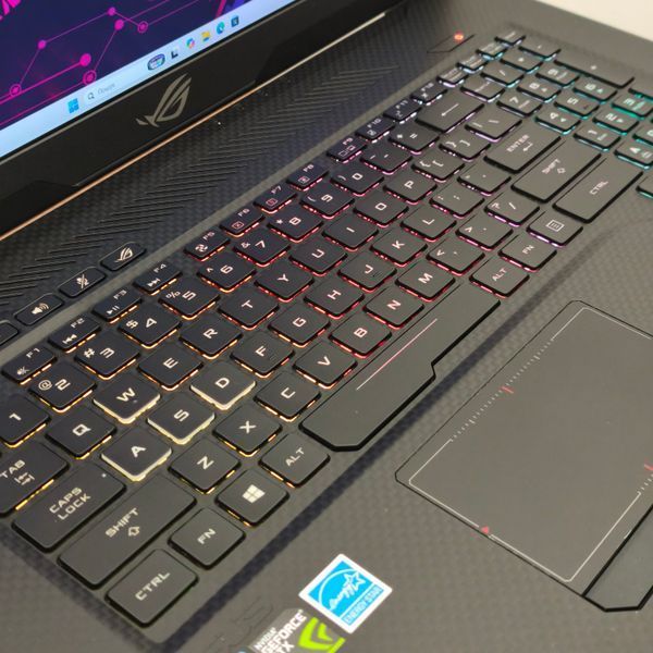 БВ Ігровий ноутбук Asus ROG Strix GL703GS / 17.3" Full HD IPS 144Hz / Intel Core i7-8750H / NVIDIA GeForce GTX 1070 8гб / 16гб DDR4 / 128гб SSD + 500гб HDD #3477 фото