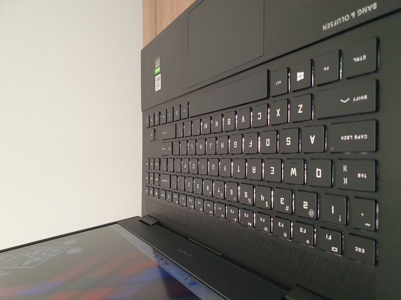 БУ Игровой ноутбук HP OMEN 15-ak0013dx  15.6" FHD 300гц / Nvidia Geforce RTX2060 6гб / Intel Core i7-10750H / 16гб DDR4 / 512гб SSD #3009 фото