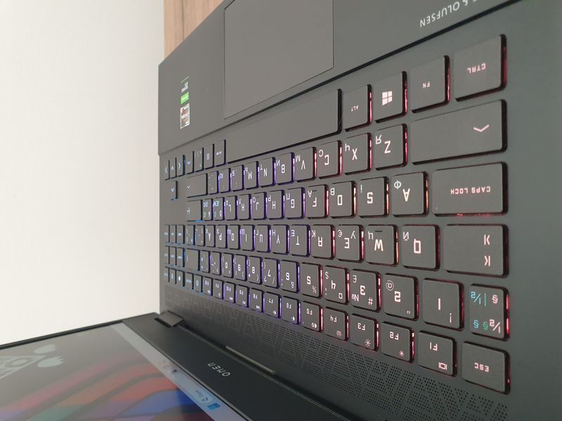 БУ Игровой ноутбук HP Omen 15-an0805no 15.6" FHD 144гц / AMD Ryzen 5 4600H / Nvidia Geforce GTX1660Ti 6гб / 16гб DDR4 / 512гб SSD #3167 фото