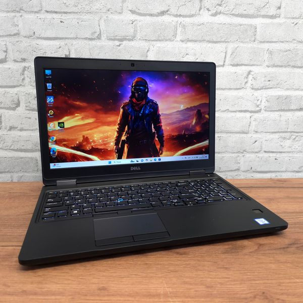 Игровой ноутбук Dell Latitude 5580 15.6" FHD / Intel Core i7-7820HQ 8 потоків / Nvidia GeForce 940MX / 16гб DDR4 / 480гб SSD #1216 фото