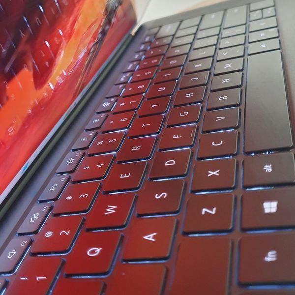 БВ Ігровий ноутбук Dell Precision 5550 15.6" 4k Touch / Intel Core i7-10850H / Nvidia Quadro T2000 (GTX1650ti) / 16гб DDR4 / 512гб SSD #3421 фото
