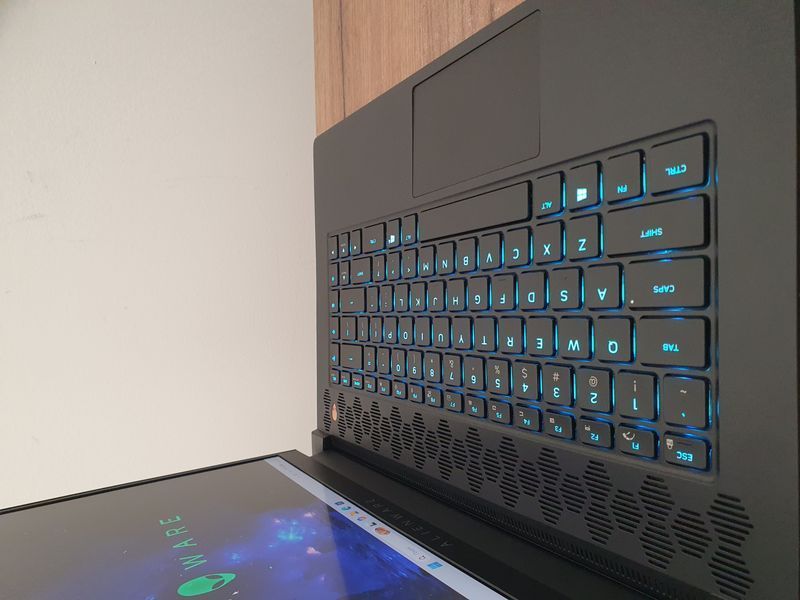 БУ Игровой ноутбук Dell ALIENWARE M15 R6 15.6" FHD 360гц / Intel Core i5-11400H / Nvidia Geforce RTX 3060 6гб 125Ват / 16гб DDR4 / 512гб SSD #3194 фото