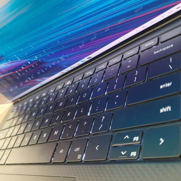 БУ Игровой ноутбук DELL XPS 15 9500 15.6" 4К Touch / GTX 1650Ti / Intel Core i7 10875H / 16гб DDR4 / 512гб SSD #3399 16\512 фото