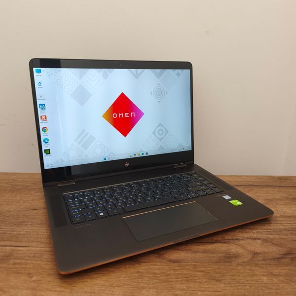 БВ Преміальний ноутбук-трансформер HP Spectre x360 15-bl012dx / 15.6" 4K UHD IPS Touch / Intel Core i7-7500U / NVIDIA GeForce 940MX / 16гб DDR4 / 256гб SSD #3465 фото