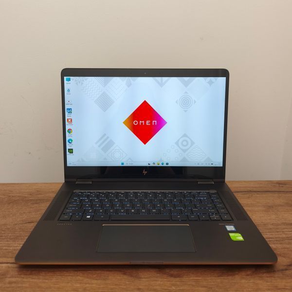 БВ Преміальний ноутбук-трансформер HP Spectre x360 15-bl012dx / 15.6" 4K UHD IPS Touch / Intel Core i7-7500U / NVIDIA GeForce 940MX / 16гб DDR4 / 256гб SSD #3465 фото