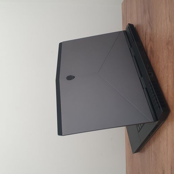 БВ Ігровий ноутбук Dell ALIENWARE 15 R3 15.6" FHD / Intel Core i7-6700HQ / Nvidia Geforce GTX 1060 / 32гб DDR4 / 1TB copy_#3367 32\1 фото