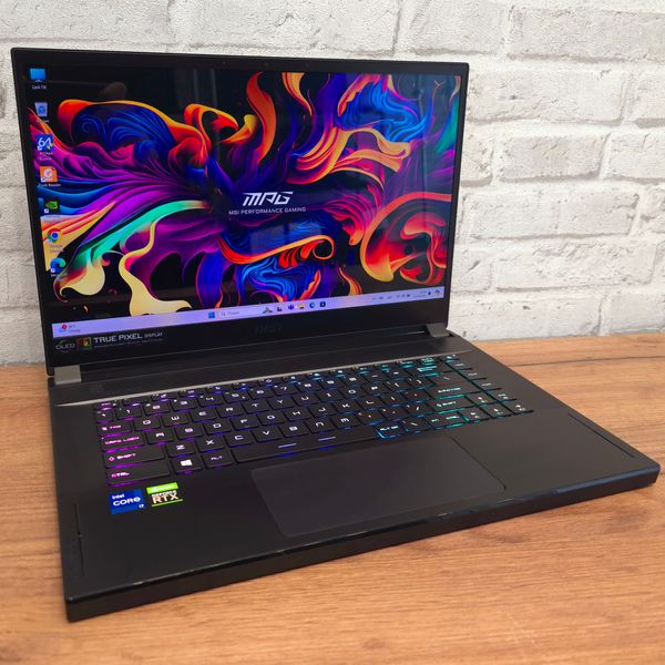 Ігровий ноутбук MSI Creator 15 15.6" 4K OLED / Intel Core i7-11800H / Nvidia Geforce RTX3060 6gb / 16гб DDR4 / 512гб SSD #1166 фото