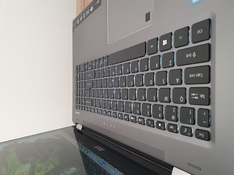 БВ Ноутбук трансформер Acer Spin 5 SP515-51N-51GH 15.6" FHD Touch / Intel Core i5-8250U / 16гб DDR4 / 256гб SSD #3228 фото