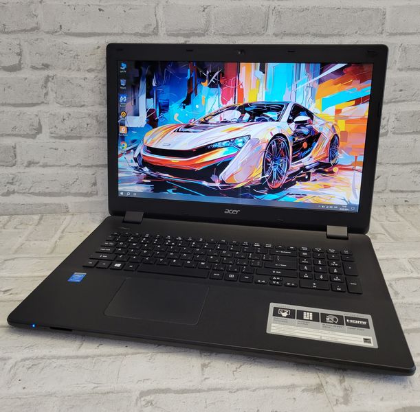 Ноутбук Acer Aspire ES1-711 17.3" HD+ / Intel N3540 4 ядра / 8гб ОЗУ / 256гб SSD Acer Aspire E17 фото