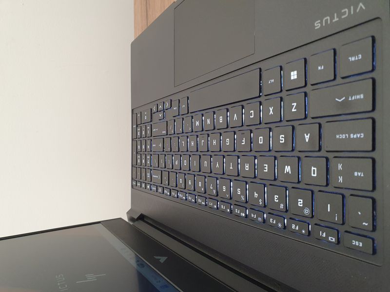 БУ Игровой ноутбук HP Victus 15-fb2082wm 15.6" FHD 144гц / Nvidia Geforce RTX4050-6гб / Ryzen 5 8645HS / 16гб DDR5 / 512гб SSD #3175 фото