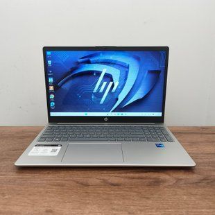 БВ Ноутбук HP Laptop 17-cn2000 (17E3VIK) / 17.3" Full HD IPS Touch / Intel Core i5-1235U / Intel Iris Xe Graphics / 16гб DDR4 / 256гб SSD #3488 фото