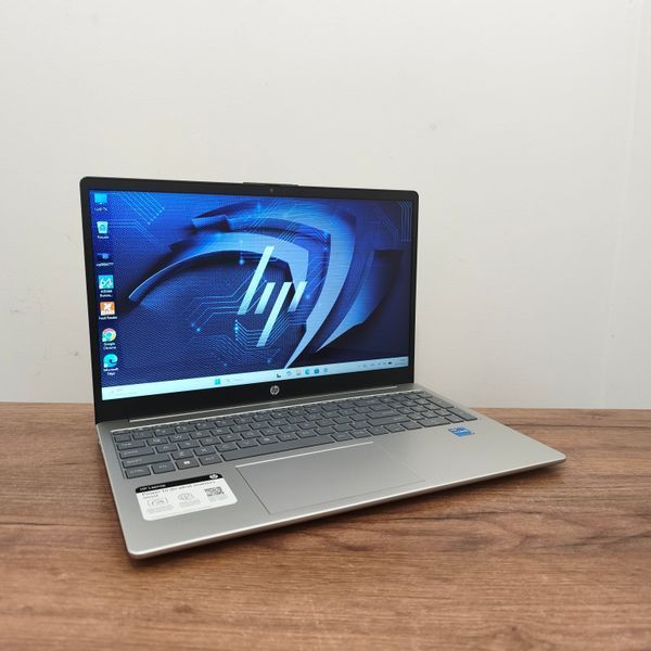 БВ Ноутбук HP Laptop 17-cn2000 (17E3VIK) / 17.3" Full HD IPS Touch / Intel Core i5-1235U / Intel Iris Xe Graphics / 16гб DDR4 / 256гб SSD #3488 фото
