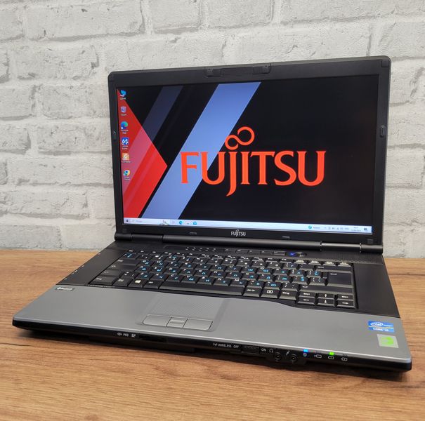 Ноутбук Fujitsu LifeBook E752 15.6" / Intel Core i5-2520 / 8гб ОЗУ / 128гб SSD / 4G модем LifeBook E752 фото