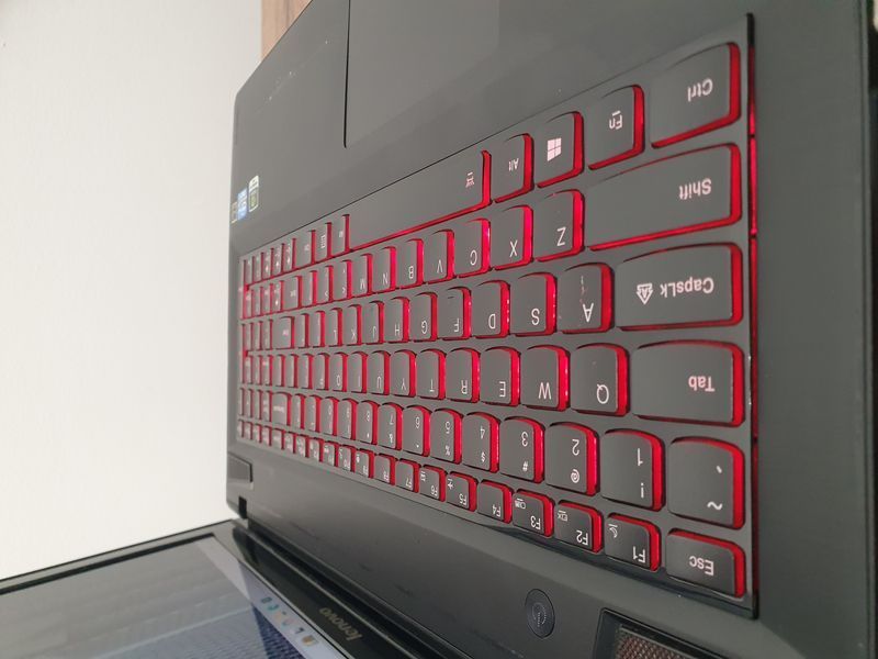 БВ Ігровий ноутбук Lenovo IdeaPad Y500 15.6" FHD / Intel Core i7-3630QM / Nvidia GeForce GT 650M + GT 650M / 12гб ОЗУ / 256гб SSD #3068 12\256 фото