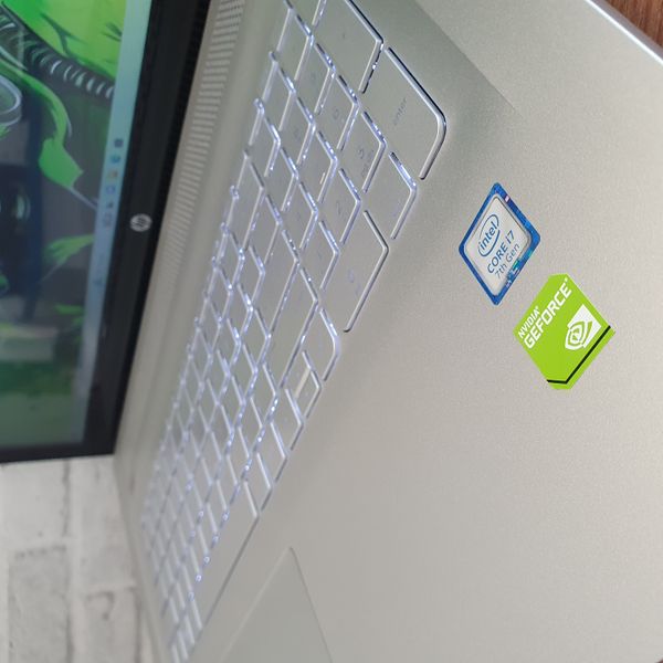 Ігровий ноутбук HP ENVY ENVY 17Т-u100 17.3" FHD ТАЧ / Intel Core i7-7500U / Nvidia 940MX / 16гб ОЗП / 256гб SSD #1128 фото