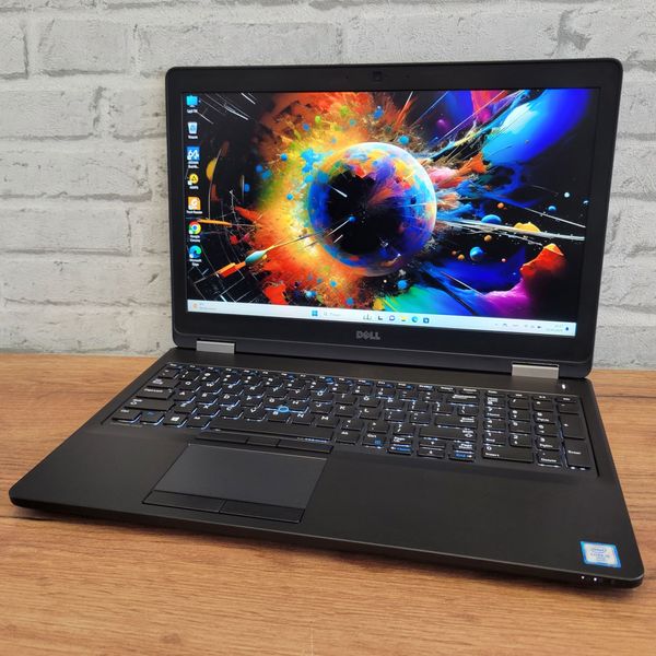 Ноутбук Dell Latitude 5570 15.6" FHD / Intel Corei5-6440HQ / 16гб DDR4 / 256гб SSD #1008 фото