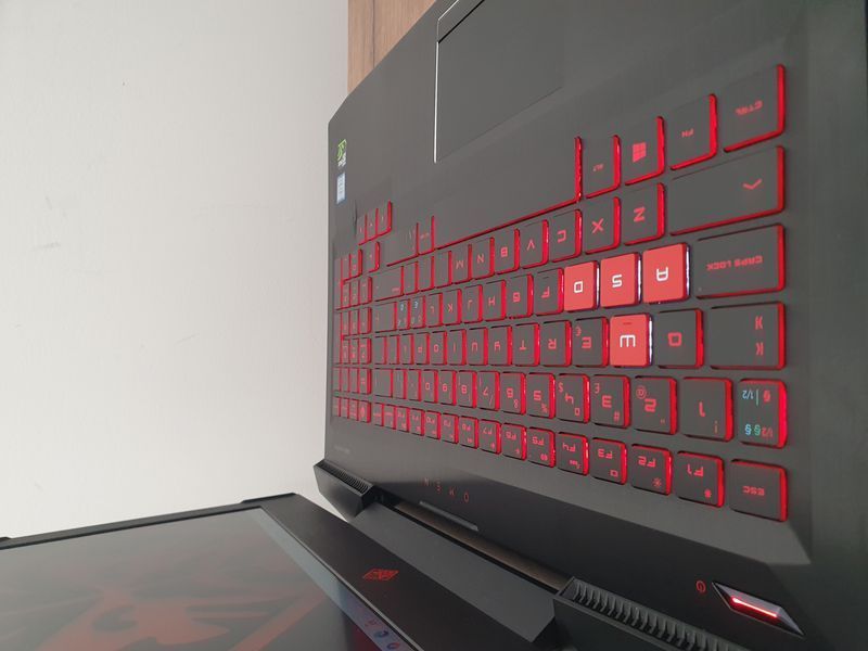 БУ Игровой ноутбук HP OMEN 15-ce015no 15.6" FHD / Nvidia Geforce GTX1050 / Intel Core i5-7300HQ / 16гб DDR4 / 256гб SSD + 500гб HDD #3036 фото