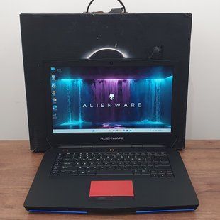 БУ Игровой ноутбук Dell ALIENWARE 15 R2 15.6" FHD / Intel Core i5-6300HQ / Nvidia Geforce GTX 965M / 16гб DDR4 / 512гб SSD #3101 фото