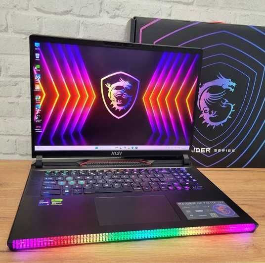 Купить БУ Игровой ноутбук MSI Raider GE78 HX 13VI 17.3