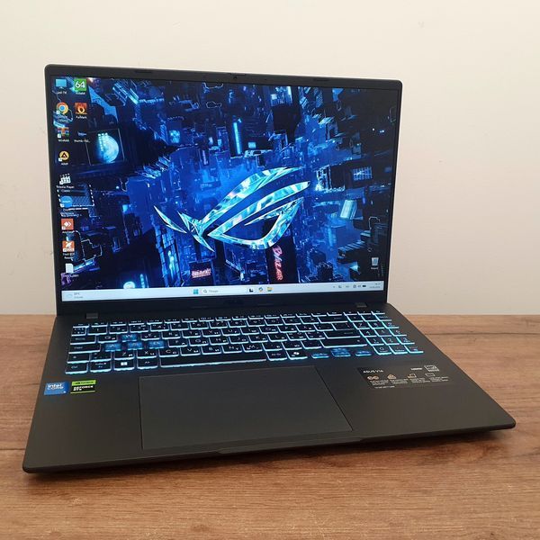 Ігровий Ноутбук Asus V16 V3607V 16" FHD 144гц / Intel Core i5-210H / Nvidia Geforce RTX 5060 8гб / 16гб DDR5 / 512гб SSD #3407 фото