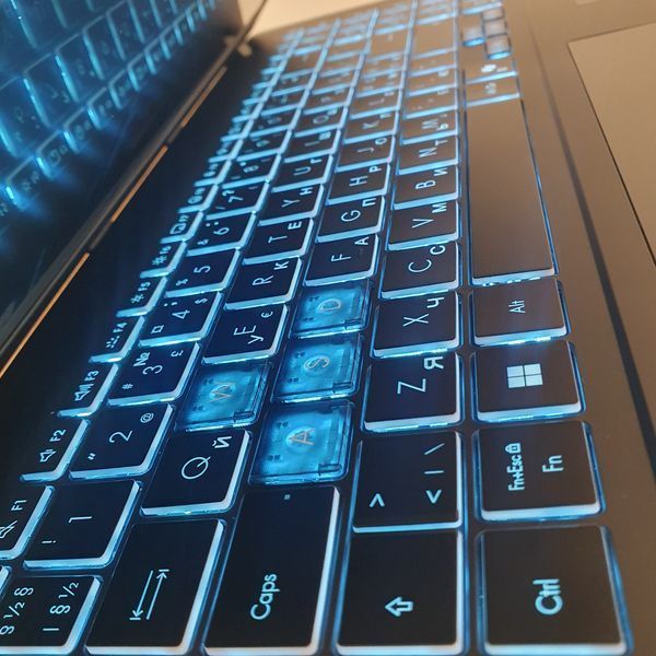 Ігровий Ноутбук Asus V16 V3607V 16" FHD 144гц / Intel Core i5-210H / Nvidia Geforce RTX 5060 8гб / 16гб DDR5 / 512гб SSD #3407 фото