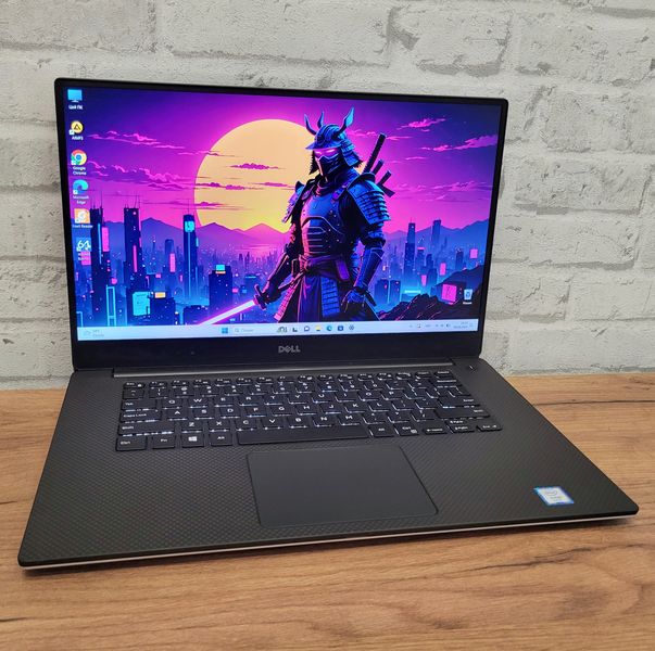 Игровой ноутбук Dell Precision 5510 15.6" FHD / Intel Xeon E3-1505M v5 / Nvidia Quadro M1000M / 16гб DDR4 / 128гб SSD + 500гб HDD #1163 фото