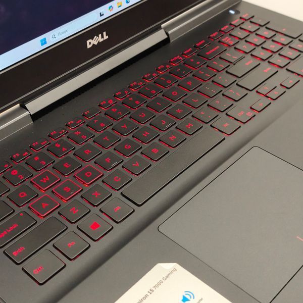 БВ Ігровий ноутбук Dell Inspiron 15 7000 / 15.6" Full HD IPS / Intel Core i5-7300HQ / NVIDIA GeForce GTX 1050 / 16гб DDR4 / 128гб SSD + 500гб HDD #3490 фото