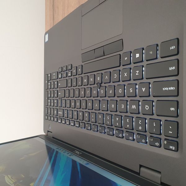 БВ Ігровий ноутбук Dell Latitude 5500 15.6" FHD / Intel Core i7-8665U / AMD Radeon 540X / 16гб DDR4 / 256гб SSD #1956.16 фото