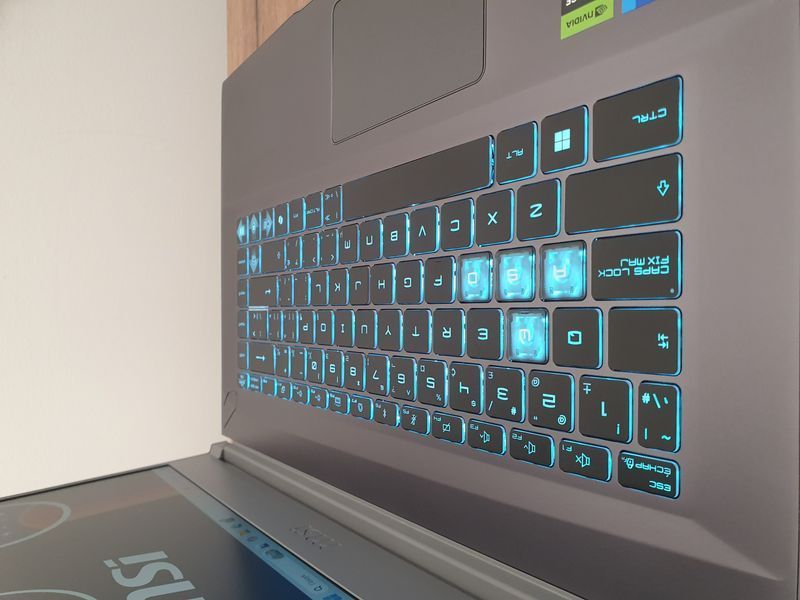 БВ Ігровий ноутбук MSi Thin 15 B13VF 15.6" FHD 144 Гц / Intet Core i7-13620H / Nvidia RTX4060 8gb / 16гб DDR4 / 512гб SSD #3187 фото