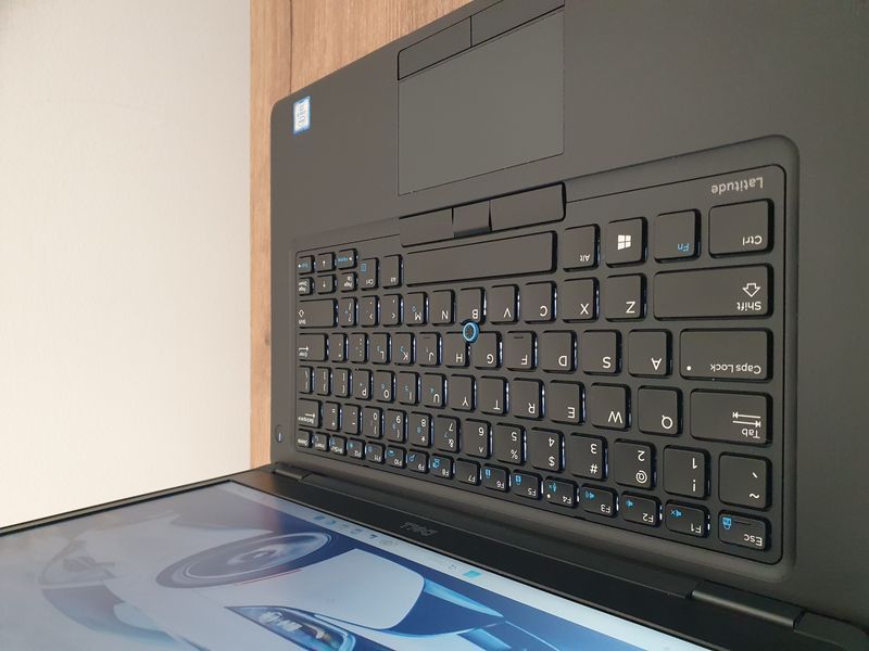 БВ Ноутбук Dell Latitude 5480 14" HD / Intel Core i5-6300U / 8гб DDR4 / 128гб SSD #2154.1 фото