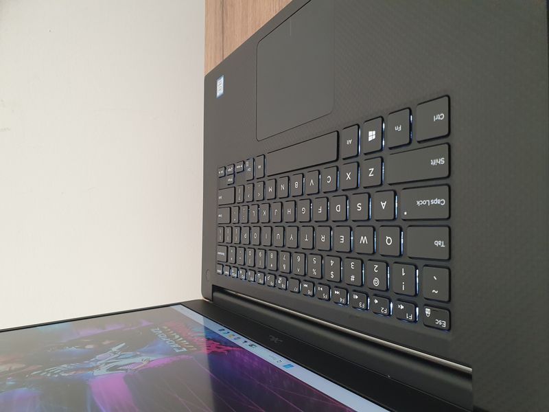 БУ Игровой ноутбук Dell XPS 15 7590 15.6" FHD / Intel Core i5-9300H / Nvidia Geforce GTX1650 / 16гб DDR4 / 512гб SSD #3264 16/512 фото