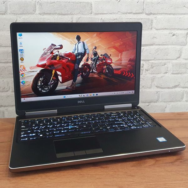 Игровой ноутбук Dell Precision 7520 15.6" FHD / Intel Xeon E3-1505M / Nvidia Quadro M2200 / 32гб DDR4 / 128гб SSD + 500гб HDD #1142 фото