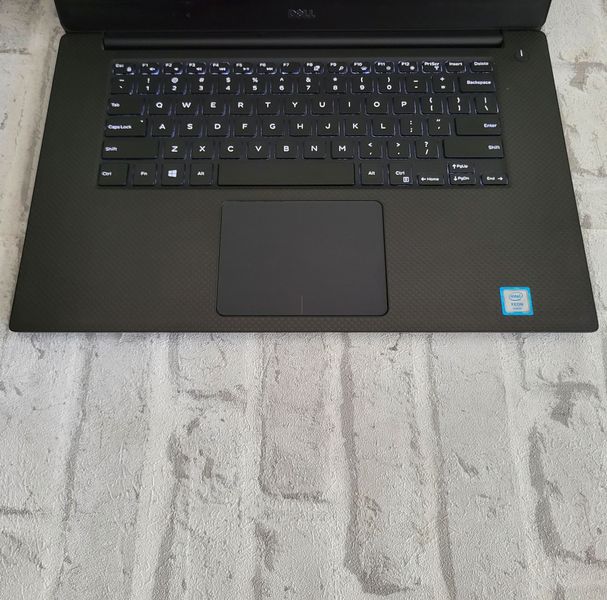 Ігровий ноутбук Dell Precision 5520 15.6" FHD / Intel Xeon E3-1505M / Nvidia Quadro M1200 / 32гб DDR4 / 512гб SSD #651.2 фото