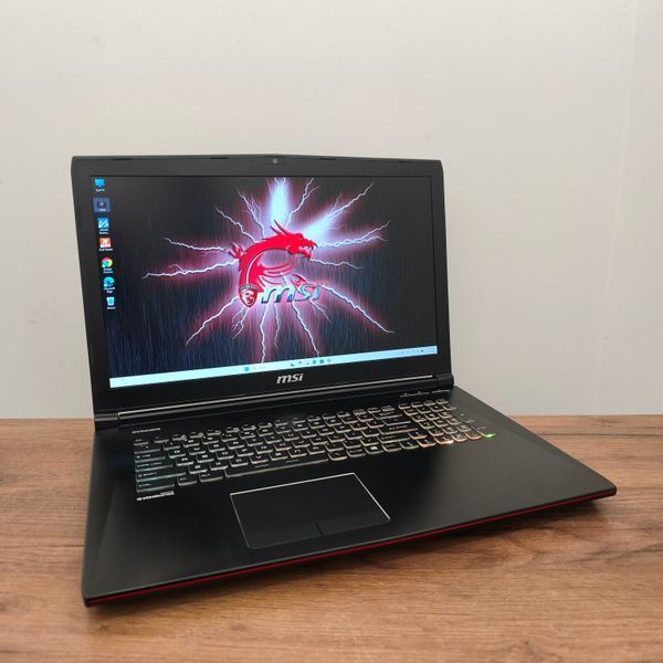 БВ Ігровий ноутбук MSI GE72VR 7RF Apache Pro / 17.3" Full HD TN / Intel Core i7-7700HQ / GeForce GTX 1060 / 16гб DDR4 / 256гб SSD + 500гб HDD #3474 фото