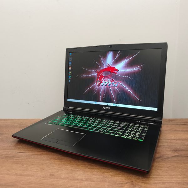 БВ Ігровий ноутбук MSI GE72VR 7RF Apache Pro / 17.3" Full HD TN / Intel Core i7-7700HQ / GeForce GTX 1060 / 16гб DDR4 / 256гб SSD + 500гб HDD #3474 фото