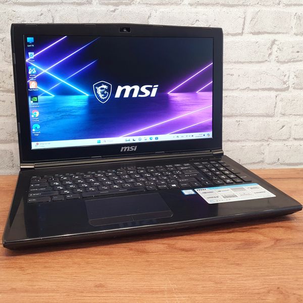 Ігровий ноутбук MSI CX 62 15.6" / Intel Core i5-7200U / Nvidia GeForce MX 940 / 16гб DDR4 / 128гб SSD + 500gb HDD #msiCx62 фото