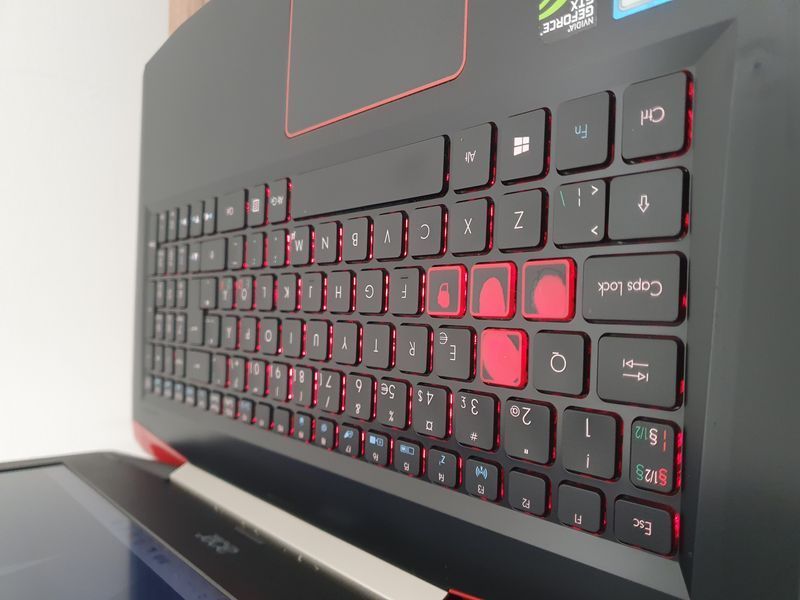 БУ Игровой ноутбук Acer Aspire VX5-591G 15.6" FHD / Intel Core i7-7700HQ / Nvidia Geforce GTX1050Ti / 16гб DDR4 / 512гб SSD #2174 фото