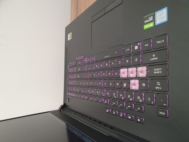 БУ Игровой ноутбук Asus ROG Strix G731GT 17.3" FHD / Intel Core i7-9750H / Nvidia Geforce GTX 1650 4gb / 16гб DDR4 / 512гб SSD #3169 фото