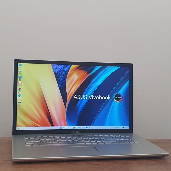 БУ Ноутбук  Asusu VivoBook M712D 17.3" FHD / AMD Ryzen 3 3250U / 16гб DDR4 / 256гб SSD #3357 16\256 фото
